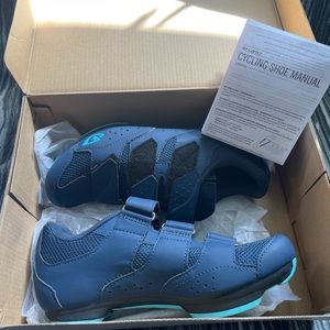 Giro cycling shoes